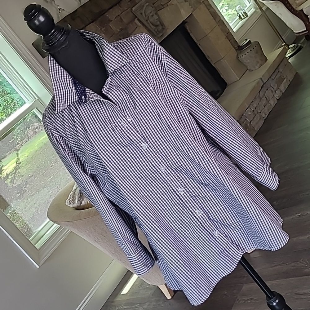 dressbarn woman sz 22/24 checked shirt